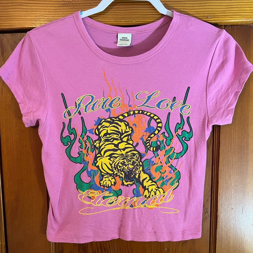 Urban Outfitters Pink 'Pure Love' Tiger Graphic Tee - women’s XL